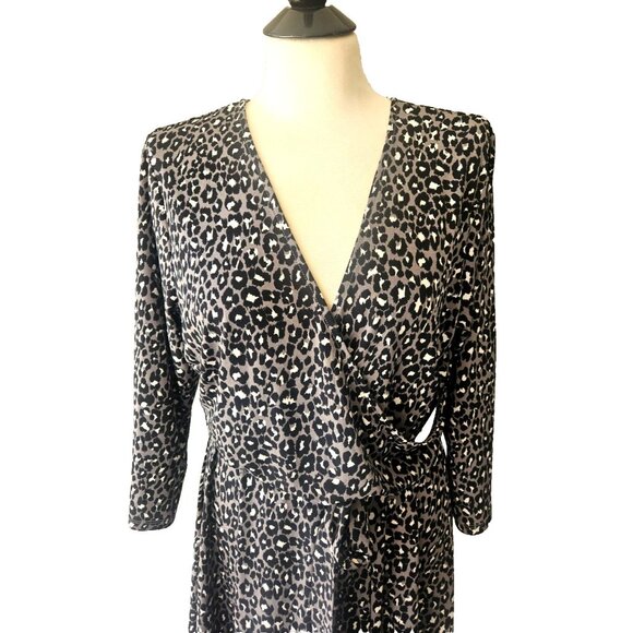Leota Libby Faux Wrap Dress Black and Gray Animal Print Size XL - Picture 3 of 6